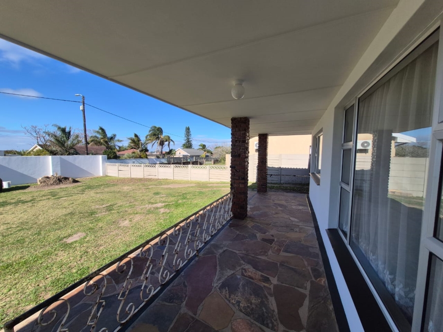 3 Bedroom Property for Sale in Amalinda Eastern Cape